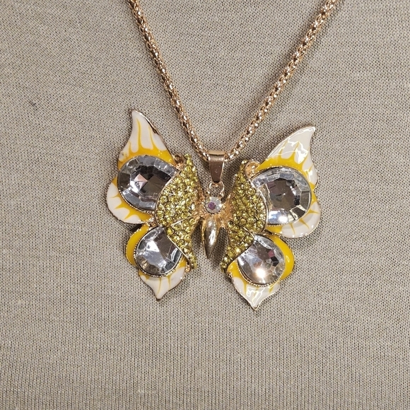 NWT YELLOW n RHINESTONE BUTTERFLY STATEMENT NECKLACE - Picture 2 of 3